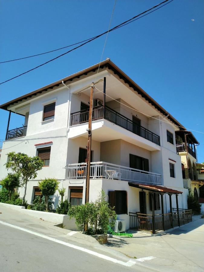 Gianni'S Apartment 1 By The Sea Ammouliana Buitenkant foto