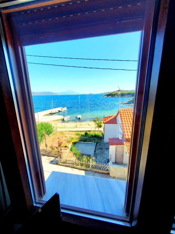 Gianni'S Apartment 1 By The Sea Ammouliana Buitenkant foto